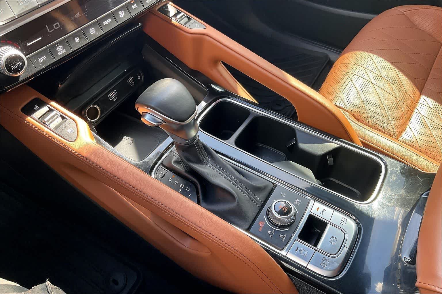 Thumbnail: 2024 Kia Telluride - 16