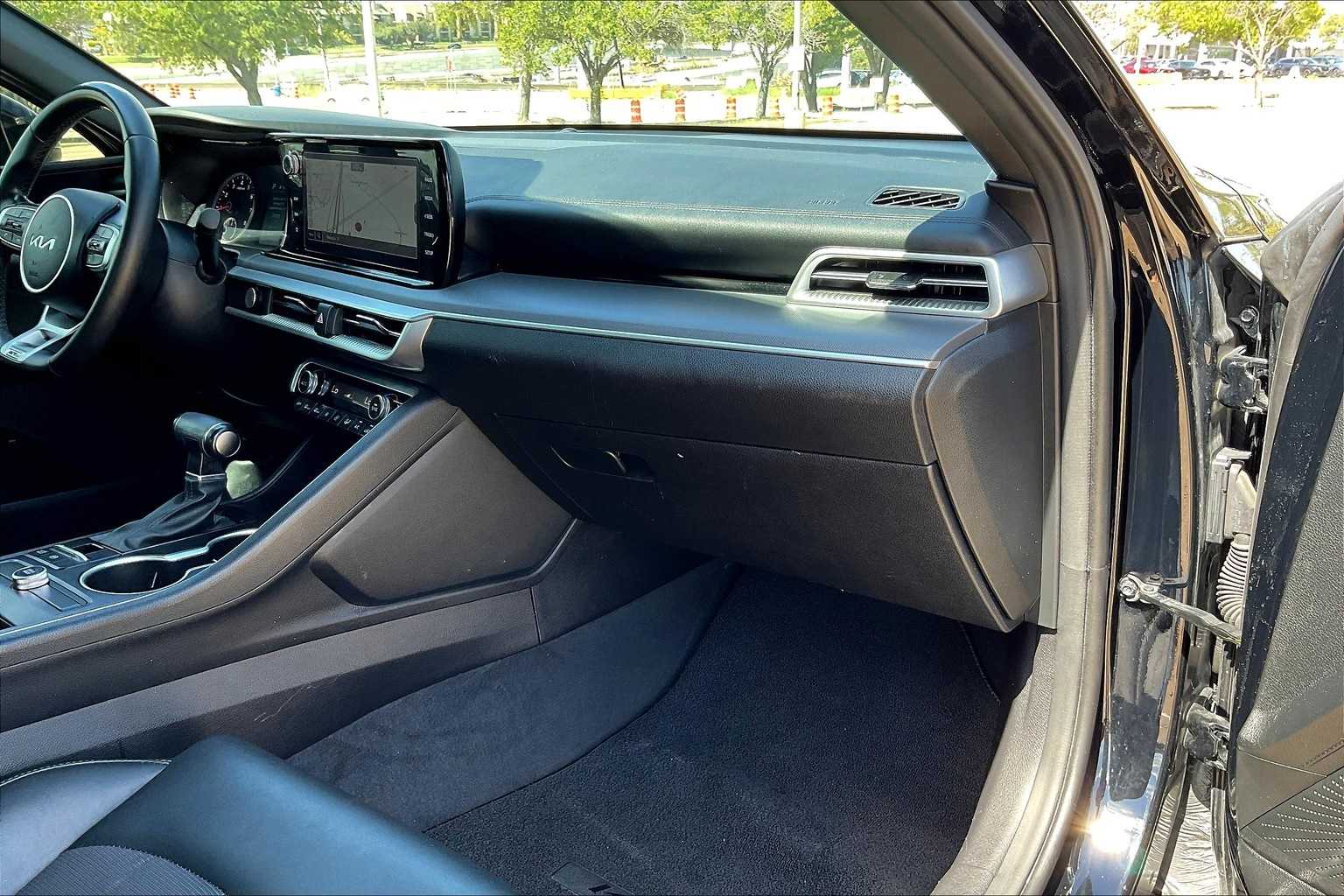 Thumbnail: 2023 Kia K5 - 23