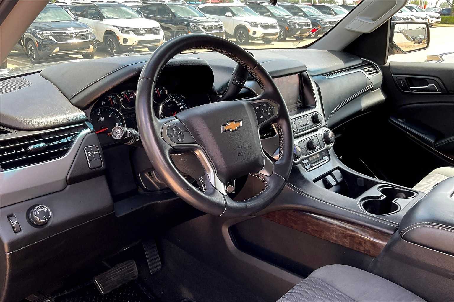 Thumbnail: 2016 Chevrolet Tahoe - 2