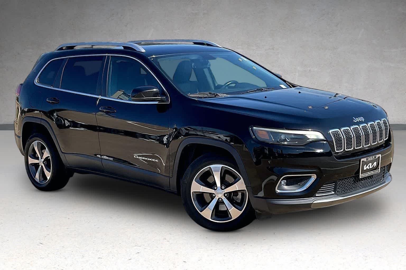 Thumbnail: 2019 Jeep Cherokee - 19