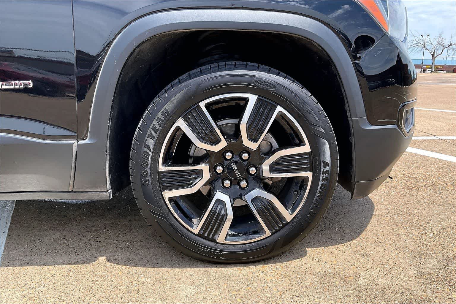 Thumbnail: 2019 GMC Acadia - 8