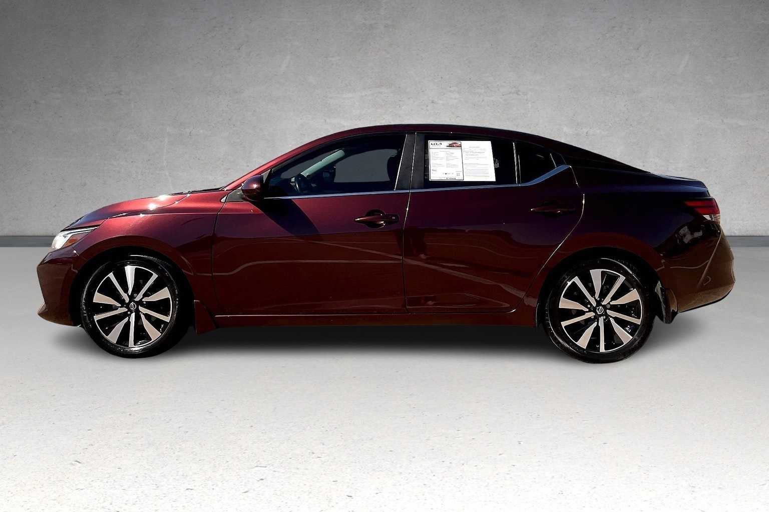 2022 Nissan Sentra SV photo 3