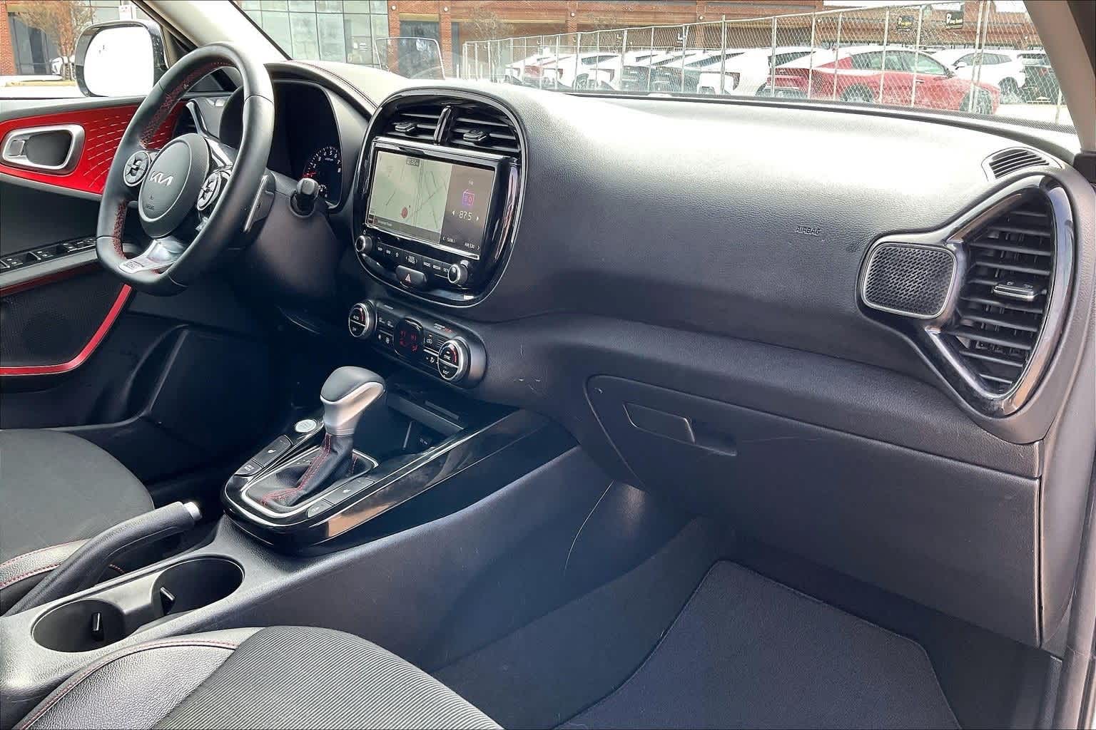 Thumbnail: 2022 Kia Soul - 22