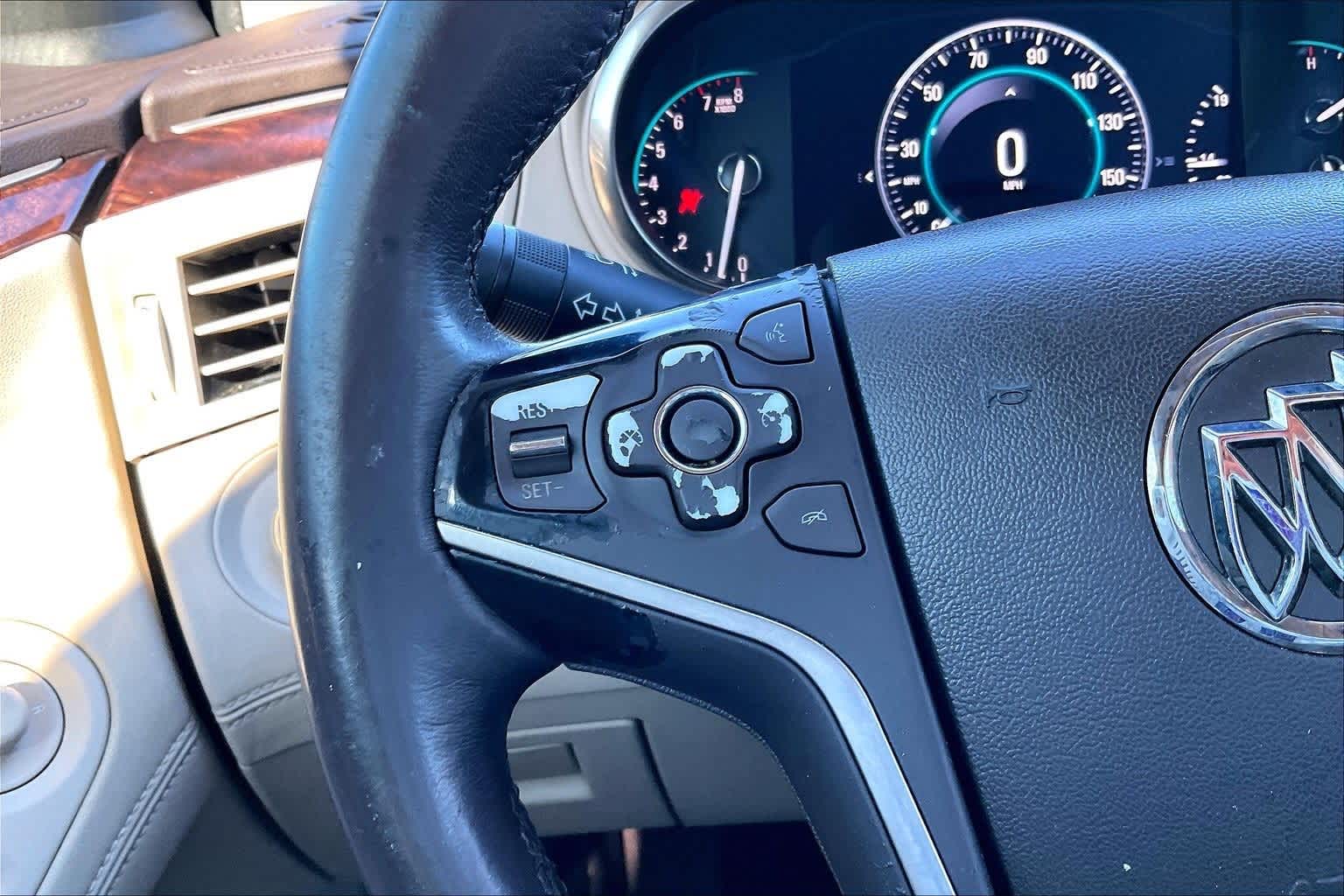 Thumbnail: 2015 Buick LaCrosse - 23