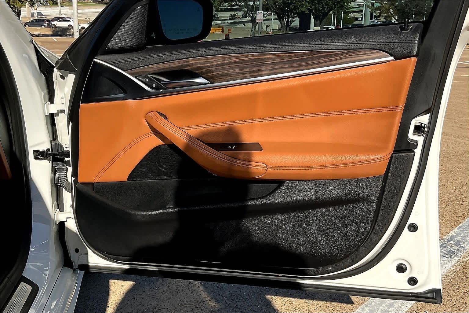 Thumbnail: 2018 BMW 5 Series - 28