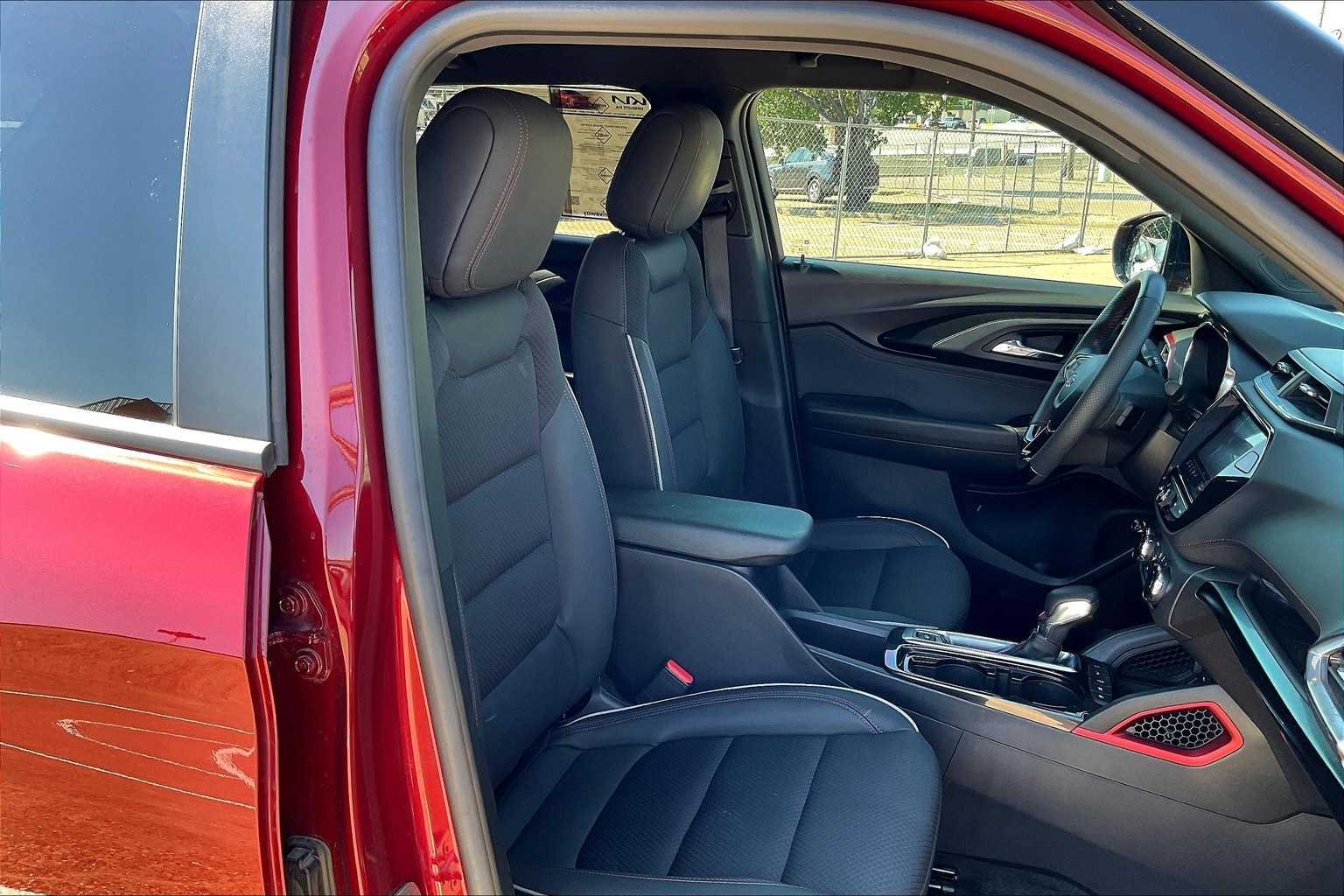 Thumbnail: 2023 Chevrolet TrailBlazer - 13