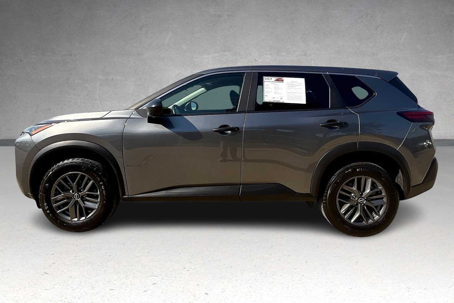 Thumbnail: 2023 Nissan Rogue - 3