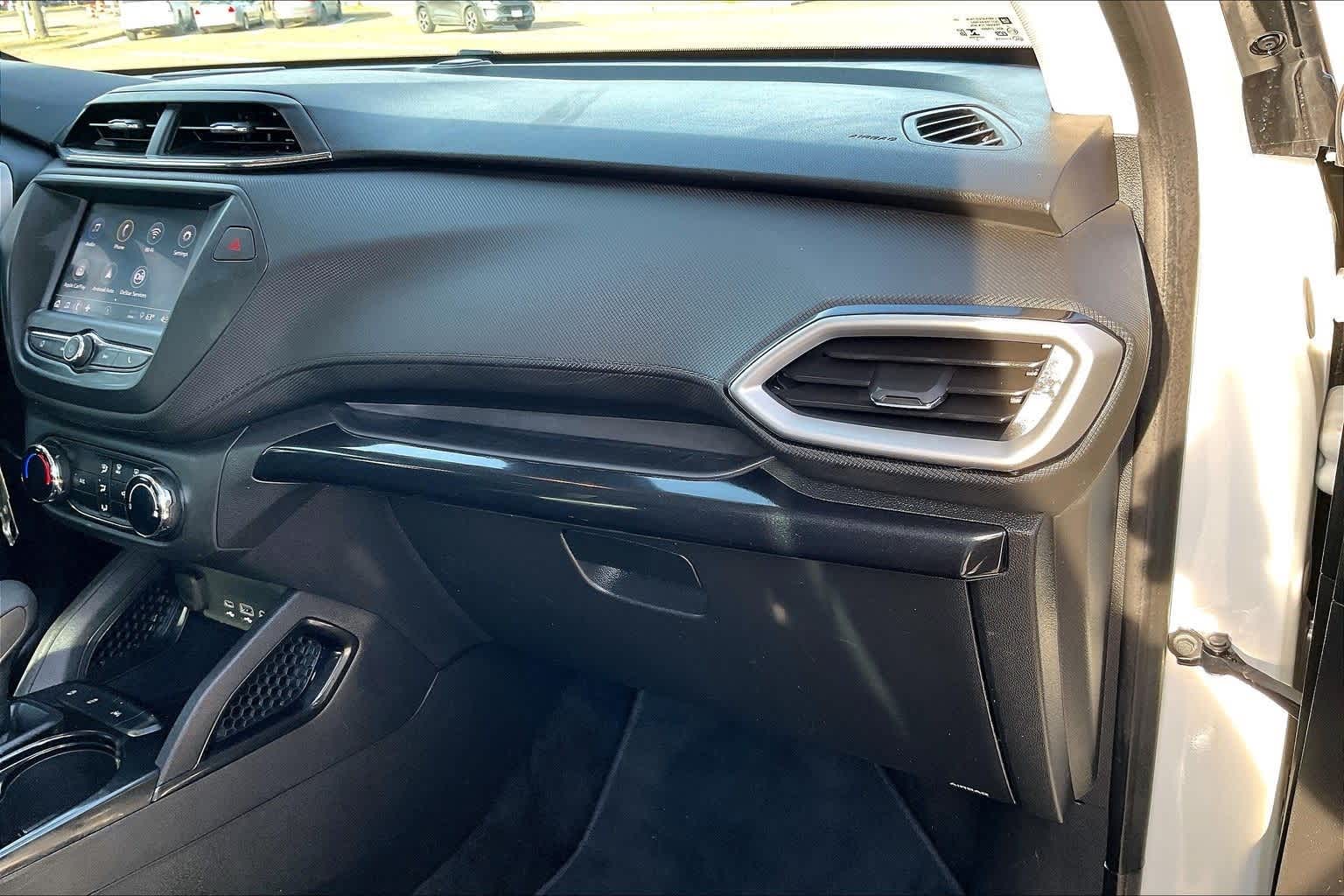 Thumbnail: 2023 Chevrolet TrailBlazer - 22