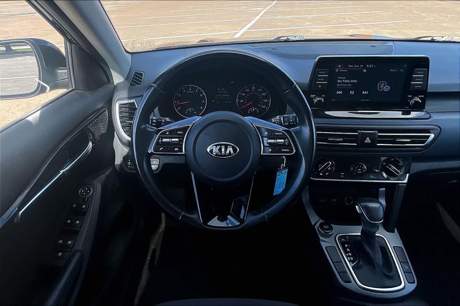 Thumbnail: 2021 Kia Seltos - 12