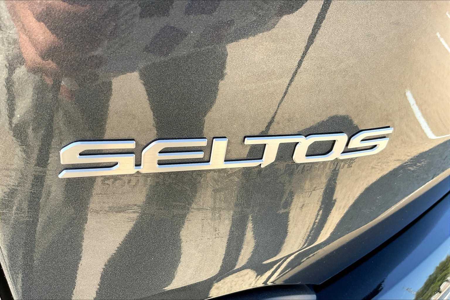 Thumbnail: 2024 Kia Seltos - 7