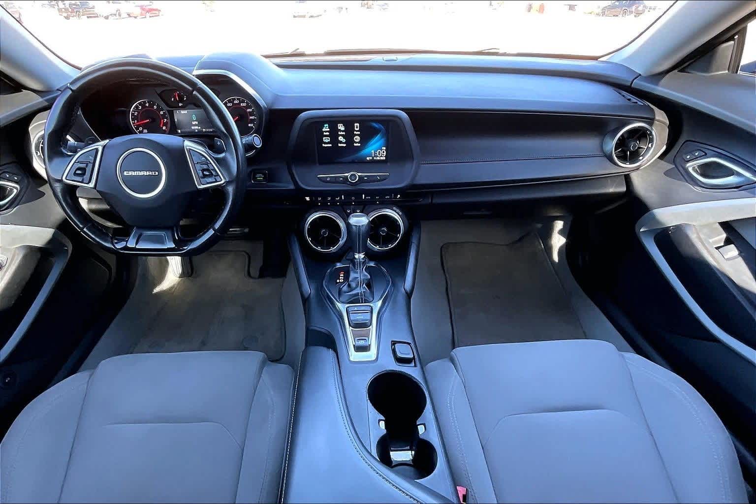 Thumbnail: 2018 Chevrolet Camaro - 10