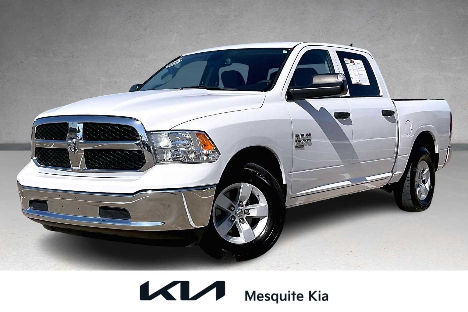 Thumbnail: 2023 RAM 1500 Classic - 1