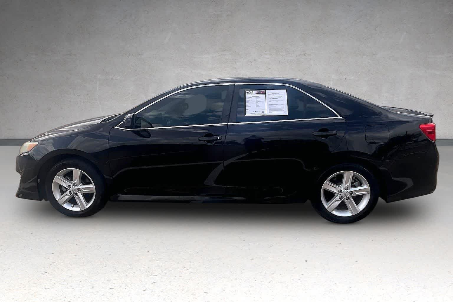 Thumbnail: 2014 Toyota Camry - 3