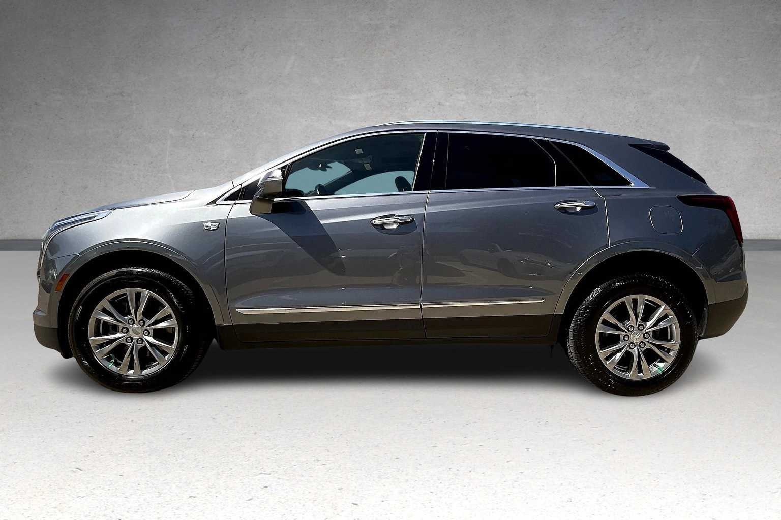 2021 Cadillac XT5 Premium Luxury photo 3