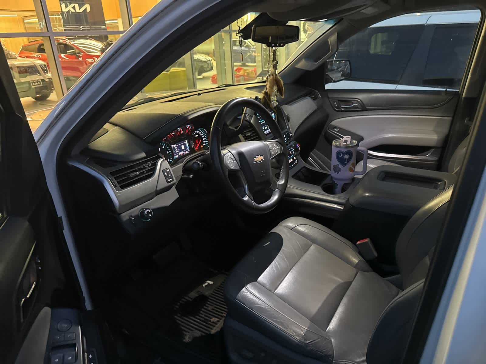 Thumbnail: 2018 Chevrolet Suburban - 11