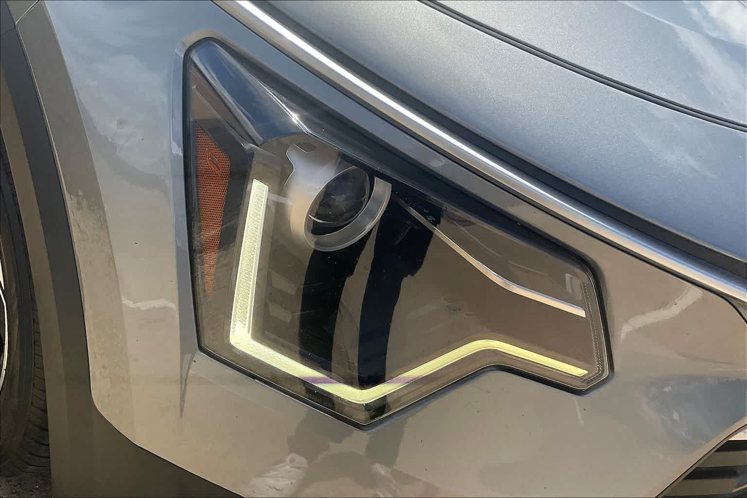 Thumbnail: 2024 Kia Niro - 30