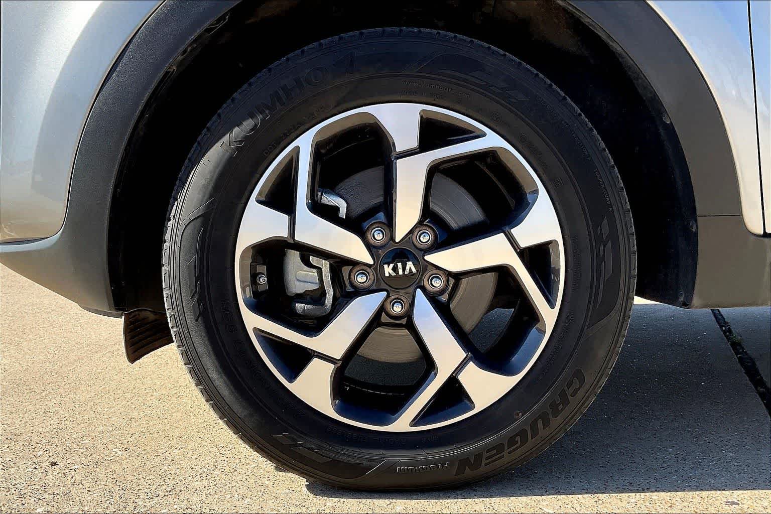 Thumbnail: 2021 Kia Sportage - 8