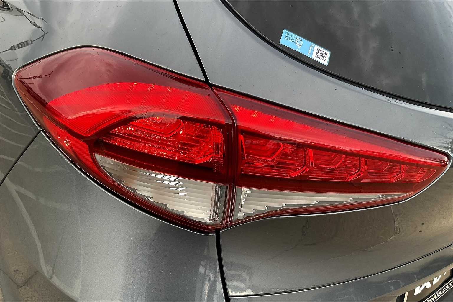 Thumbnail: 2016 Hyundai Tucson - 32