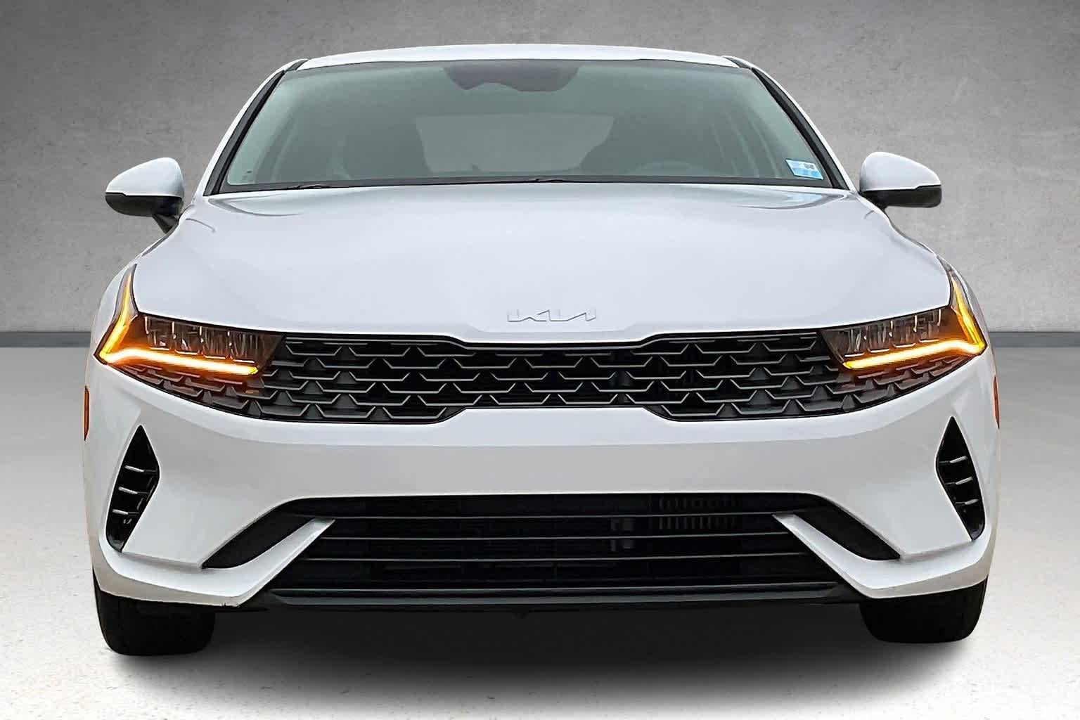 Thumbnail: 2022 Kia K5 - 6