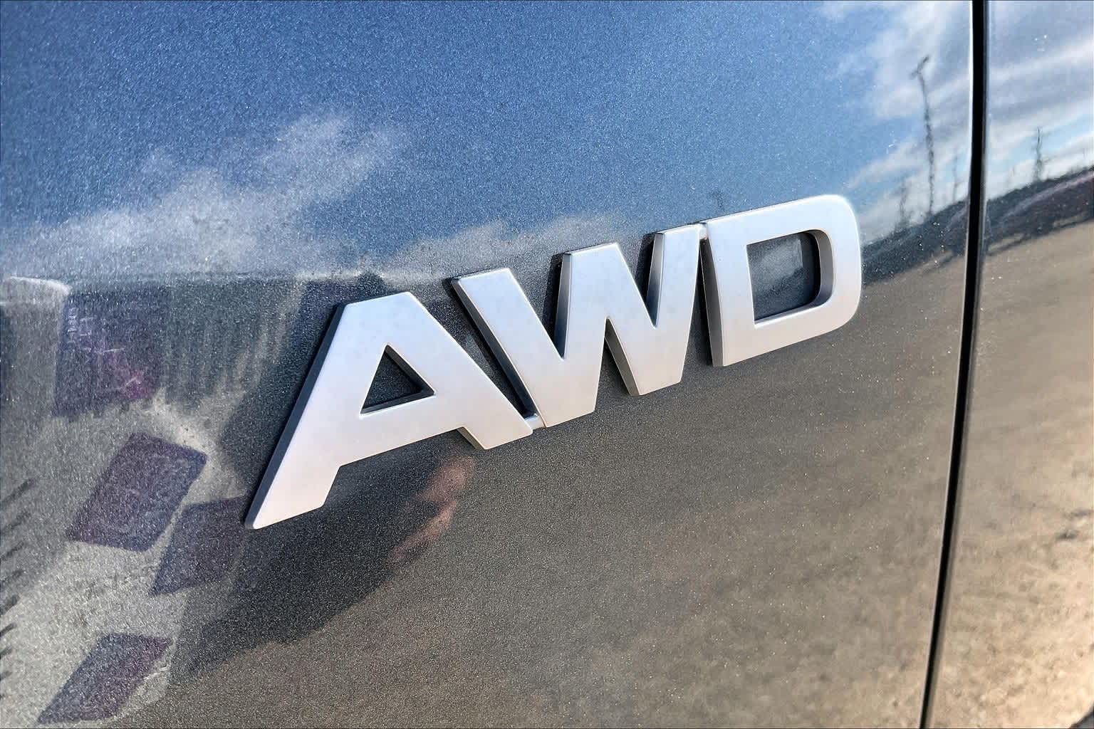 Thumbnail: 2023 Kia Seltos - 7