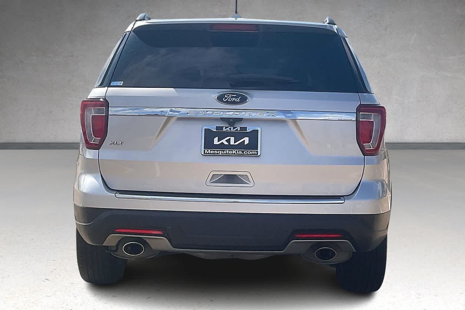 Thumbnail: 2018 Ford Explorer - 5