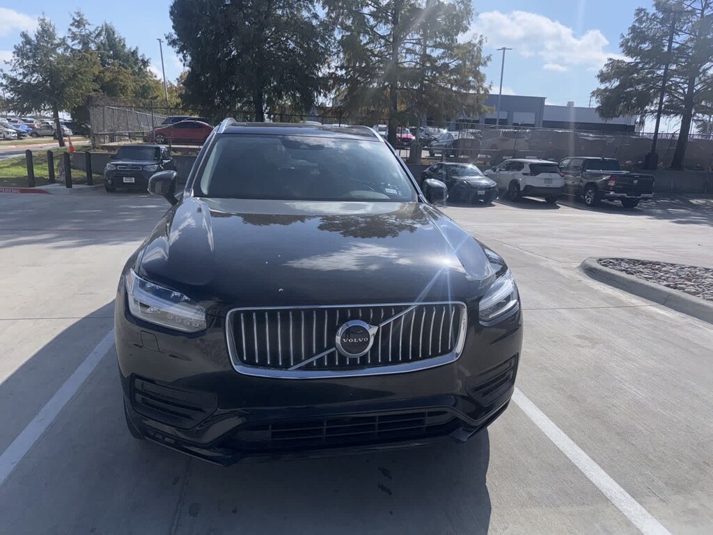 Used 2021 Volvo XC90 T5 Momentum 7 Passenger SUV