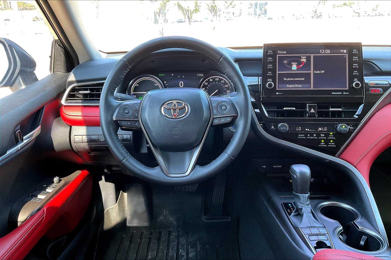 Thumbnail: 2023 Toyota Camry - 14