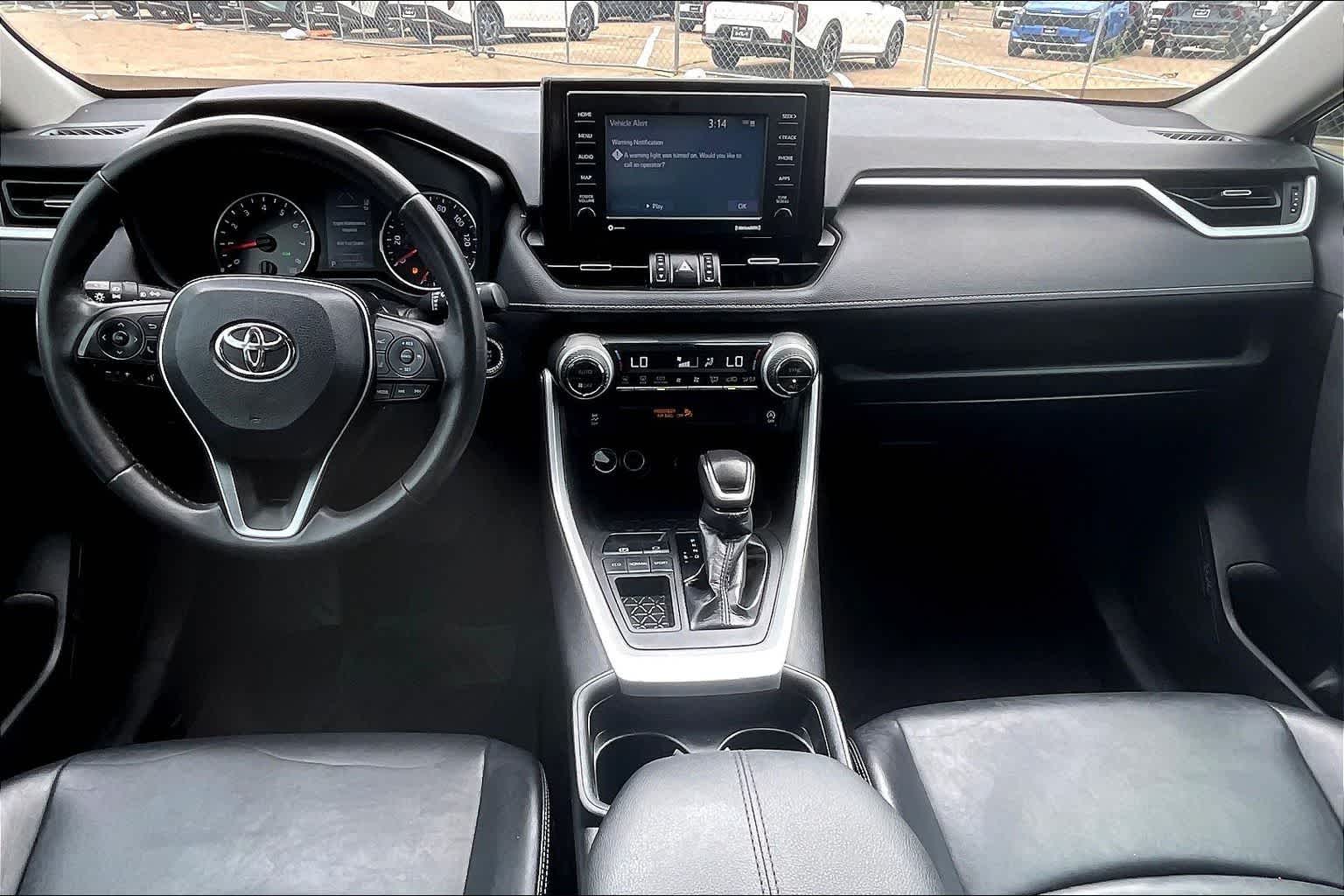 Thumbnail: 2020 Toyota RAV4 - 10