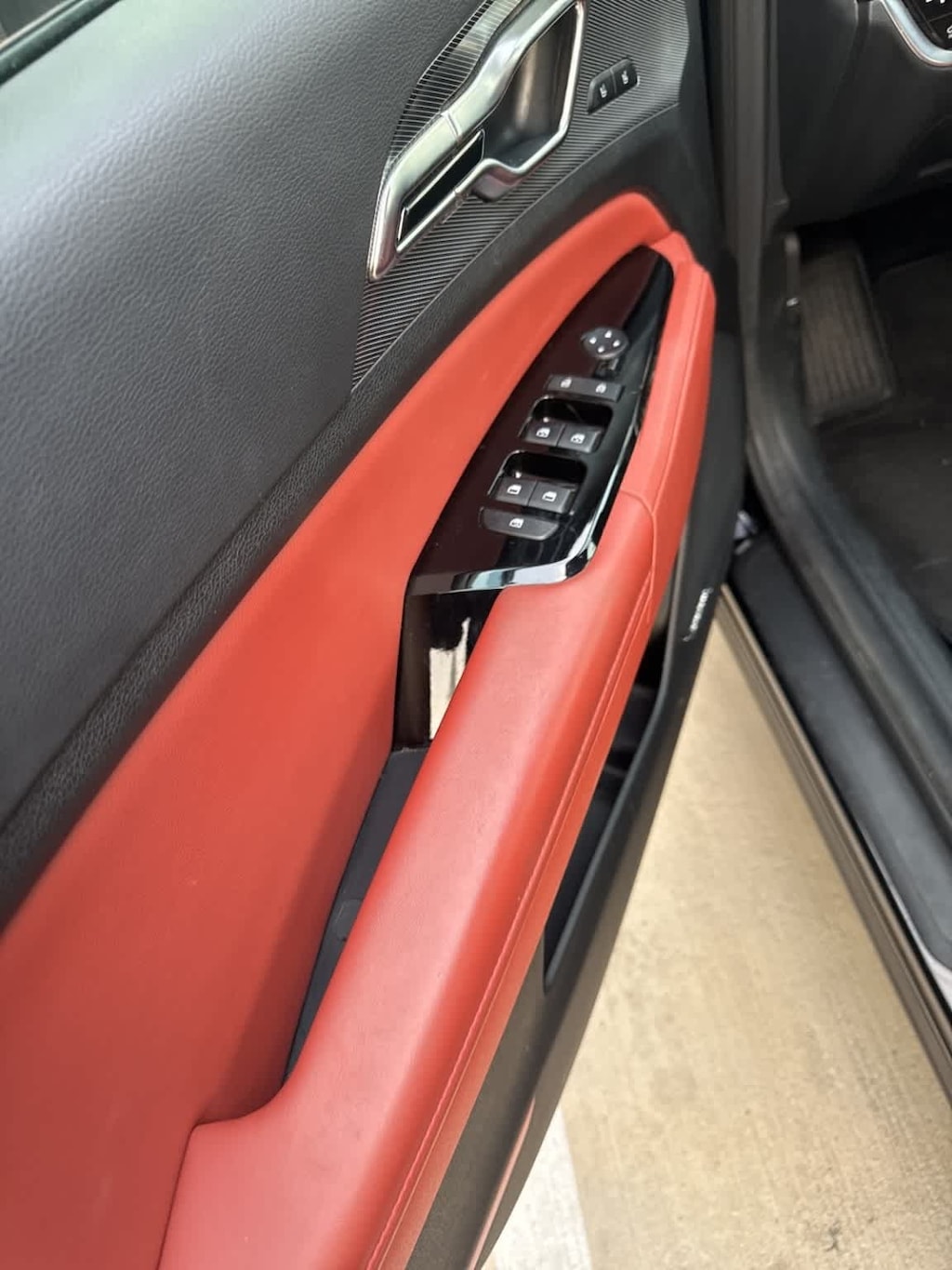 Used 2024 Kia Sportage SX-Prestige SUV