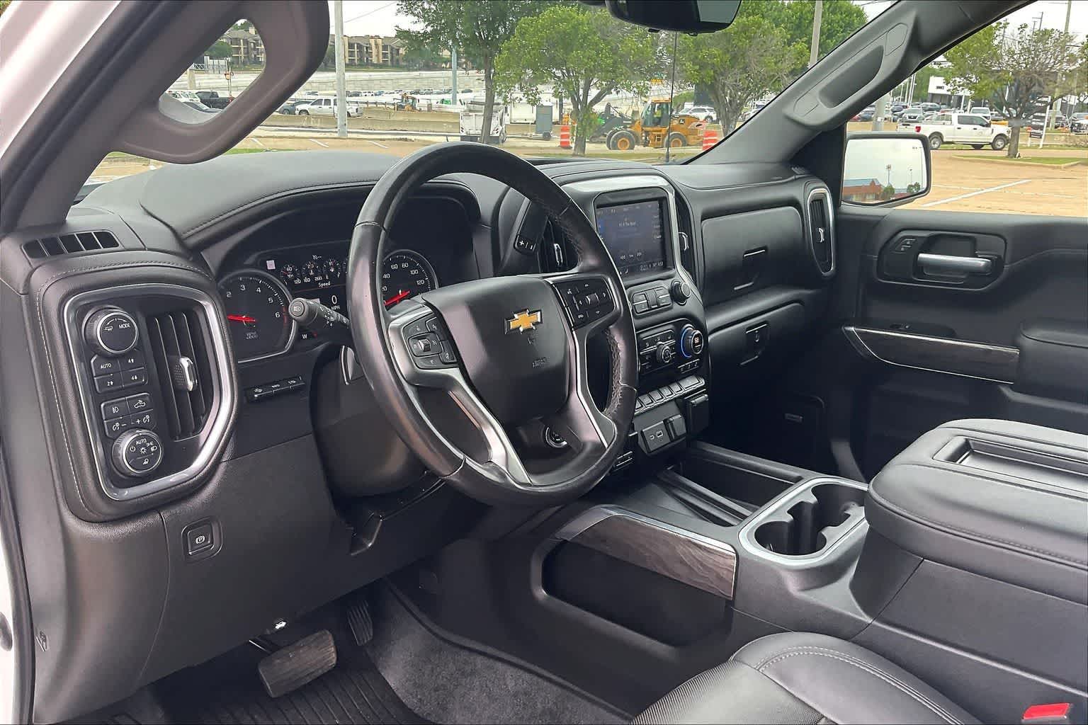 Thumbnail: 2021 Chevrolet Silverado 1500 - 2