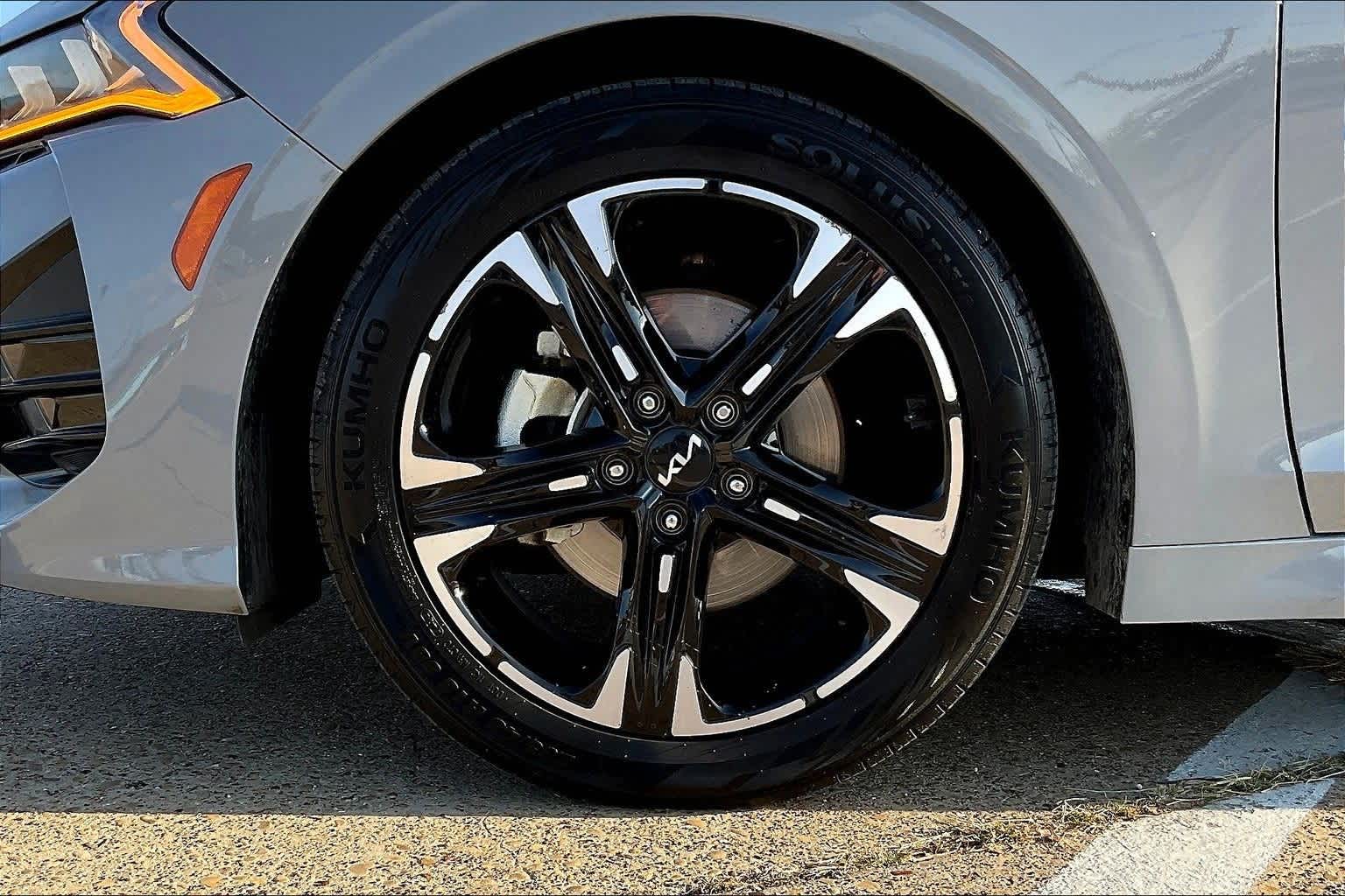 Thumbnail: 2023 Kia K5 - 8