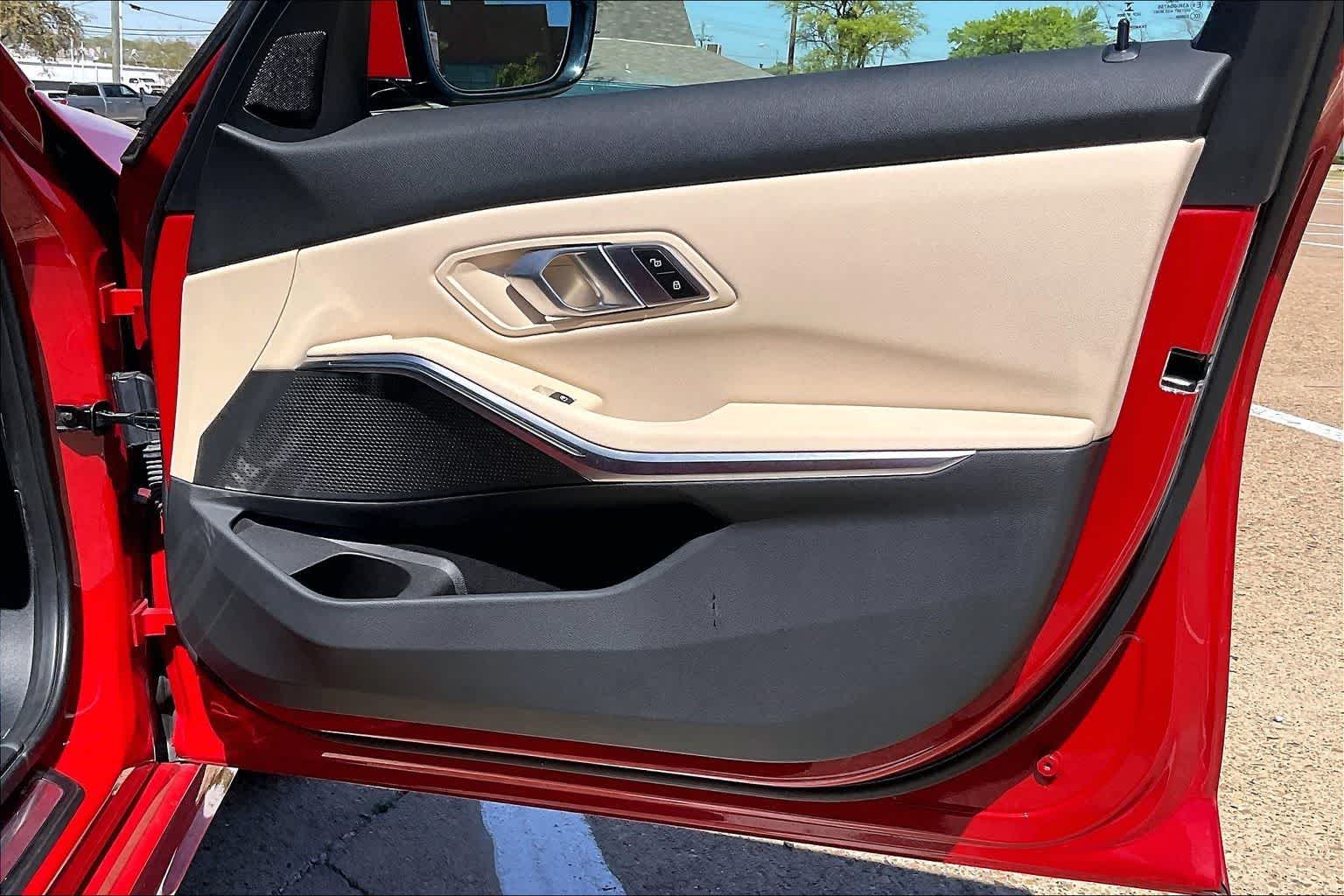 Thumbnail: 2021 BMW 3 Series - 28