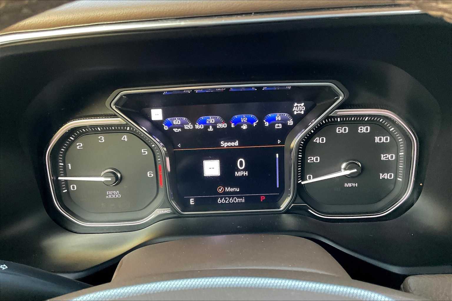 Thumbnail: 2021 GMC Yukon - 17