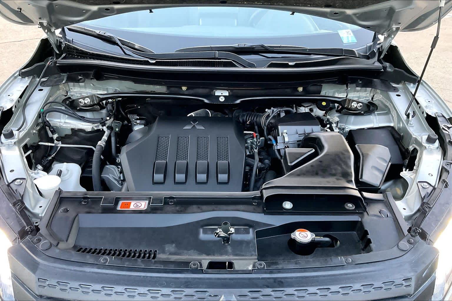 Thumbnail: 2022 Mitsubishi Eclipse Cross - 9