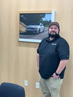 Staff member Justin Grossman from ID_1b4b71f814f7