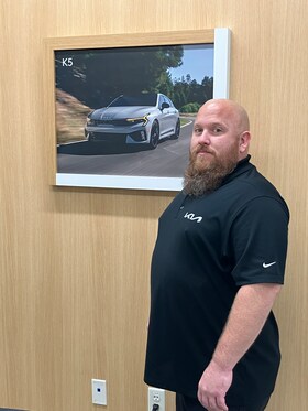 Staff member Glenn Huiett from ID_0e5ac721362d