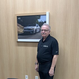 Staff member Larry Lyons from ID_b0f839433a06