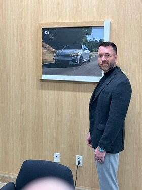 Staff member Karly Broughton from ID_6f7ecc964fba