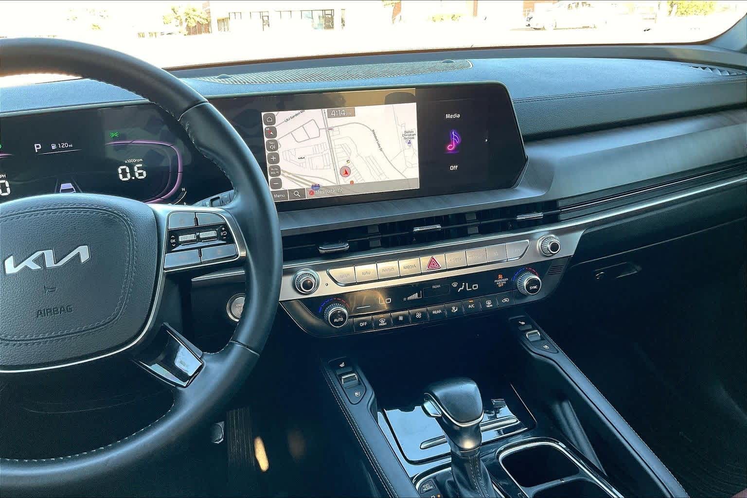 Thumbnail: 2023 Kia Telluride - 14