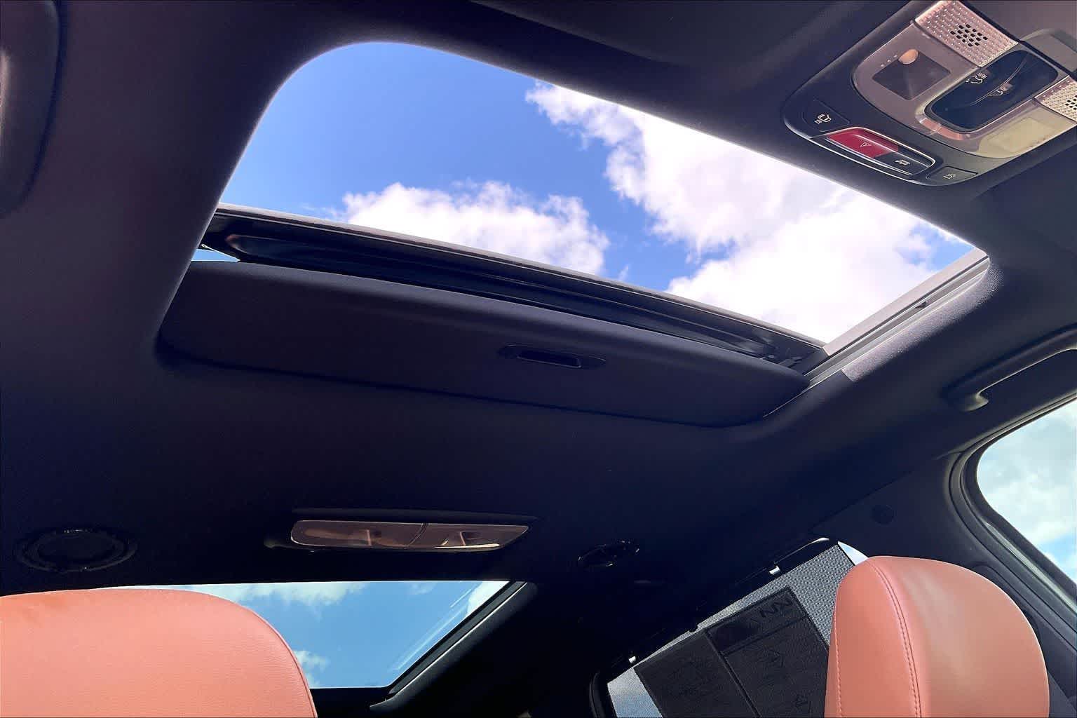 Thumbnail: 2024 Kia Telluride - 30