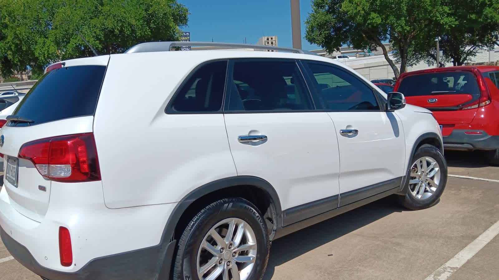 2015 Kia Sorento LX 10