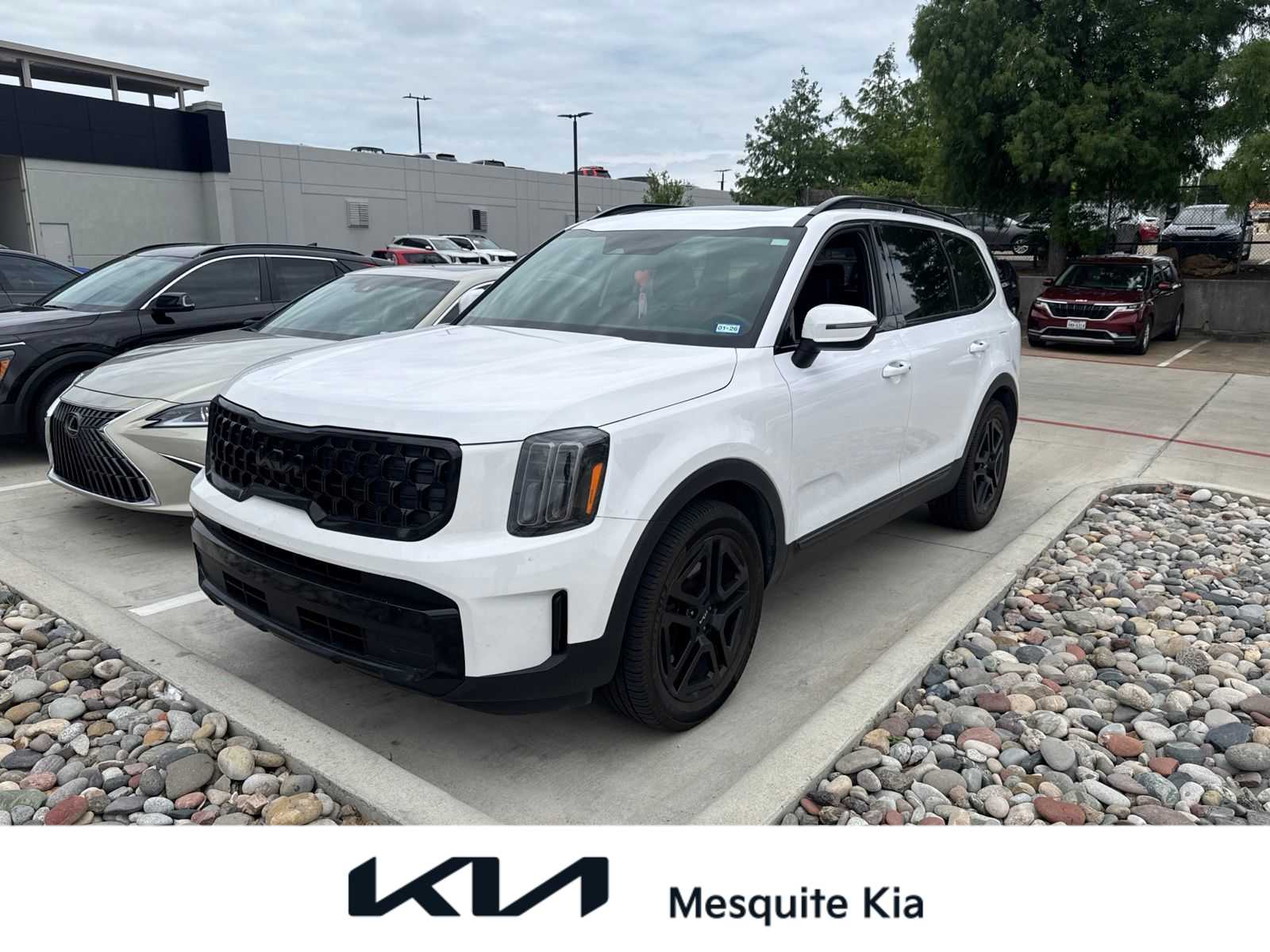 Thumbnail: 2023 Kia Telluride - 1