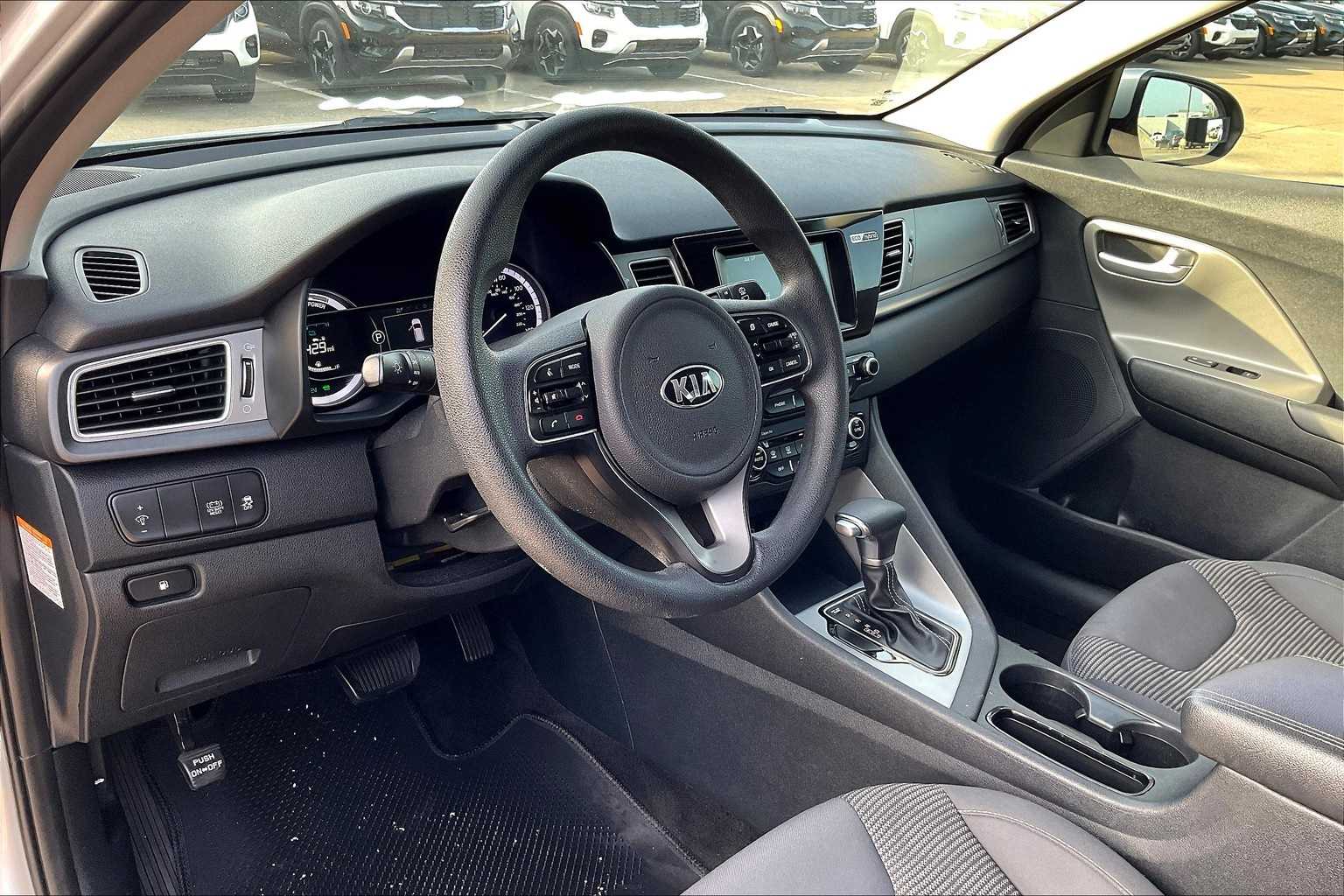 Thumbnail: 2018 Kia Niro - 2