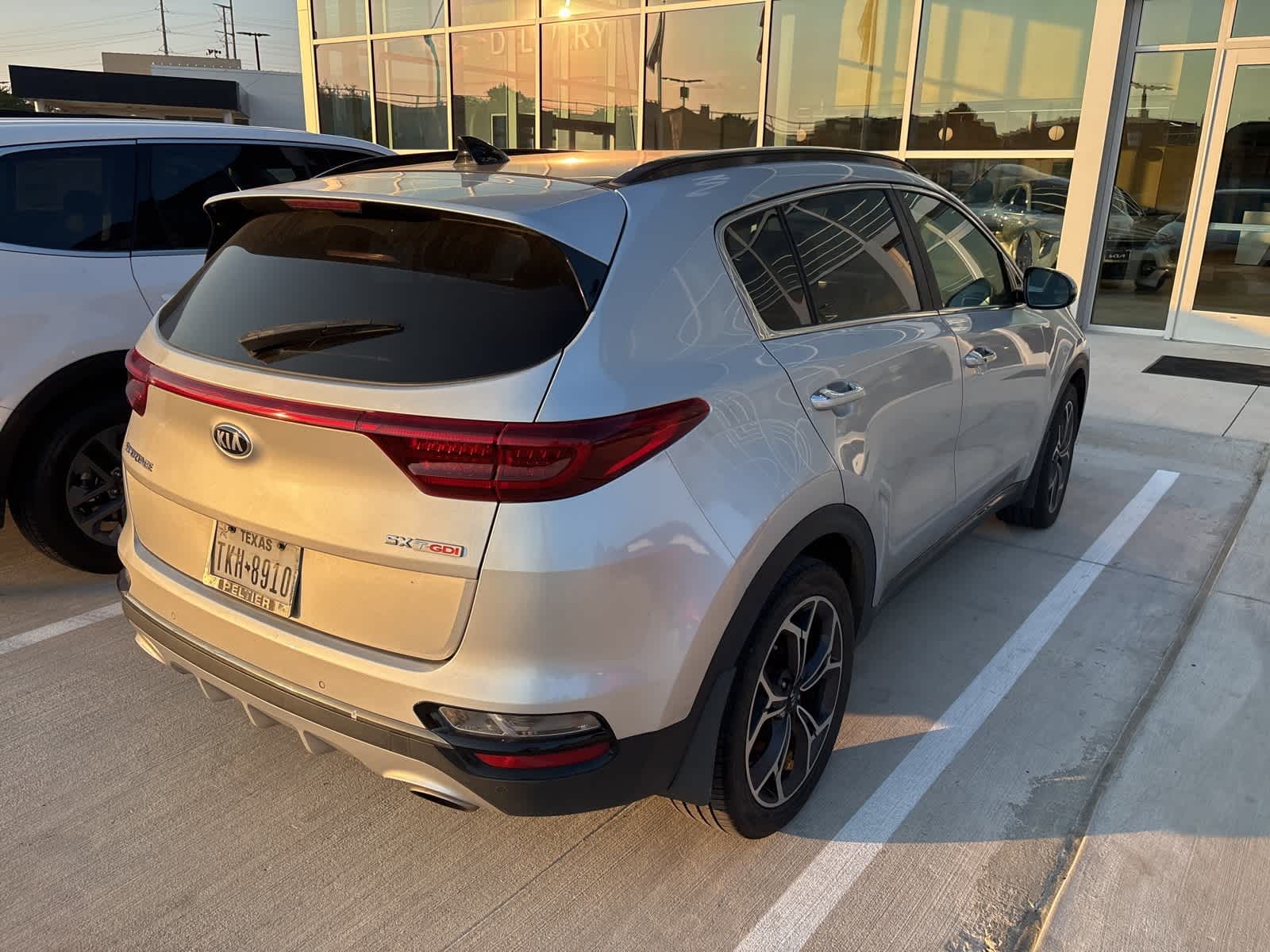 Thumbnail: 2020 Kia Sportage - 3