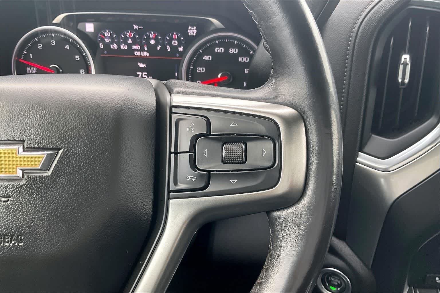 Thumbnail: 2021 Chevrolet Silverado 1500 - 25