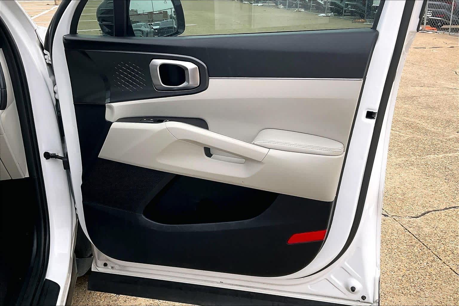 Thumbnail: 2021 Kia Sorento - 28