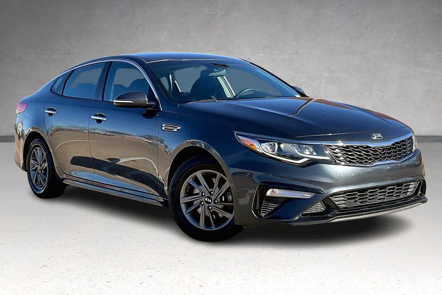Thumbnail: 2020 Kia Optima - 21