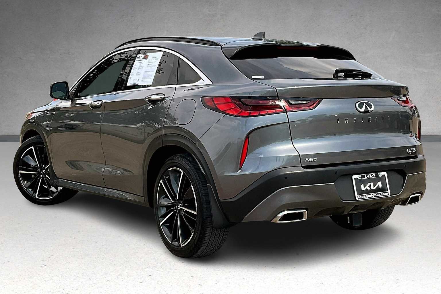 2022 Infiniti QX55 Luxe photo 3
