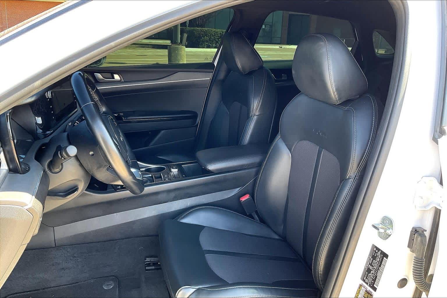 Thumbnail: 2023 Kia K5 - 10