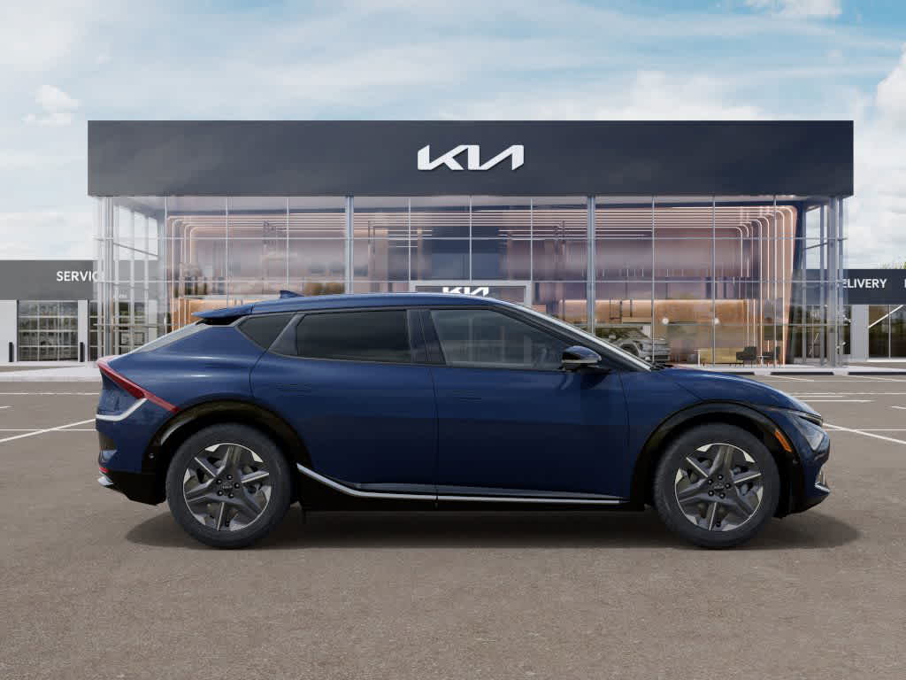 Thumbnail: 2025 Kia EV6 - 7